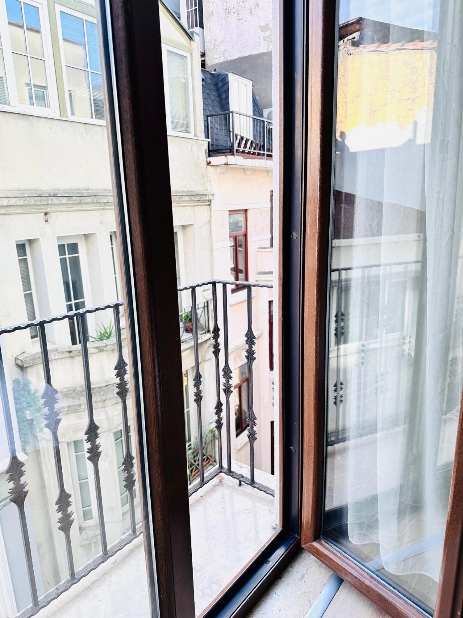 City Center Allyon Suit Hotel Istanbul Exterior photo